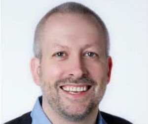 <?php echo Ian Massingham
